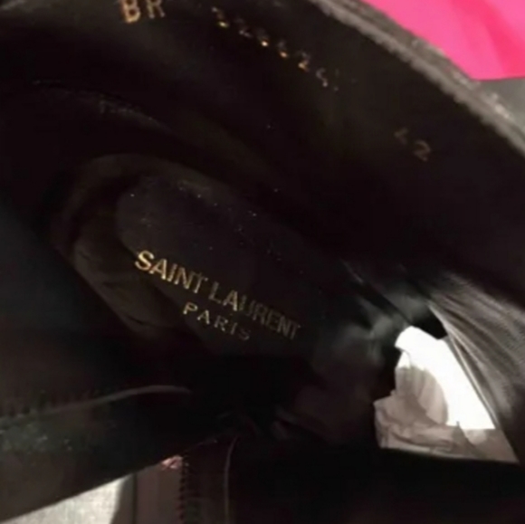 Saint Laurent Platinum Python Boots - Picture 2 of 2